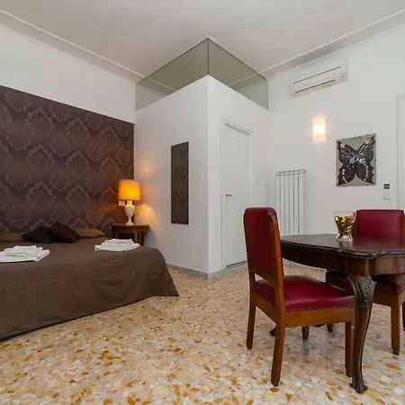 Apartment Domus Ovidio Rome